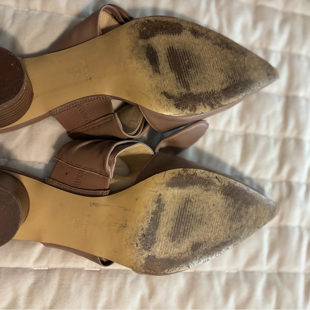 Nine West Women's Tan Mules with Bow Detail - Picture 5 of 5